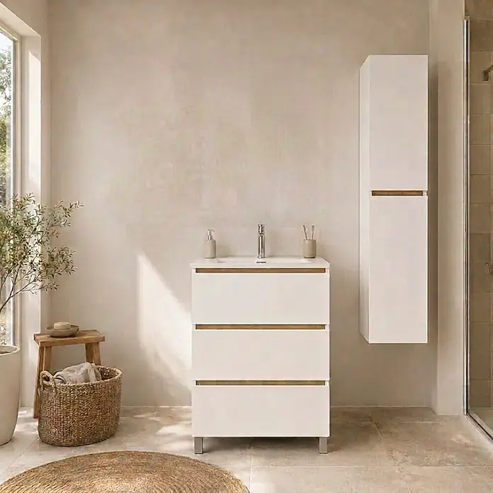 Conjunto de mueble de baño Noa con columna - Ancho total del mueble de baño: 60 cm, Blanco y roble, Mate - Mueble de baño blanco con detalles de madera y columna a juego en un baño moderno.