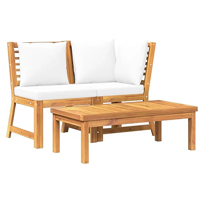 Furnicato Garten Loungemöbel Set aus Akazienholz mit Kissen -  - Holz-Garten-Sitzgruppe mit Zweisitzer-Bank und Couchtisch, mit weißen Kissen.