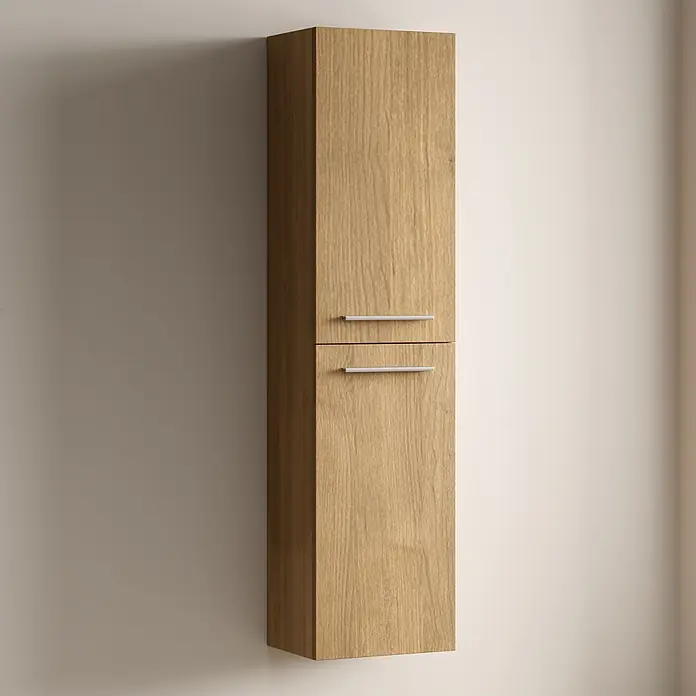 LOMAZOO Hochschrank Lanello 140 cm Eiche hell -  - Hoher Wandschrank aus hellem Holz mit Naturmaserung, zwei Türen und eleganten Metallgriffen.