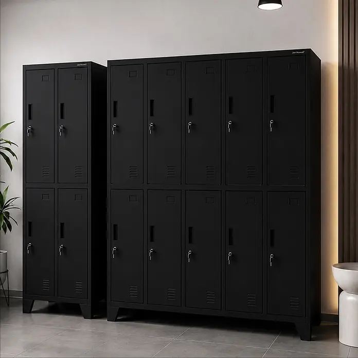Jan Nowak Arbeitsschutzschrank BARTEK, 10-türig, 136x172x45 cm, Schwarz -  - Zwei schwarze Metallspinde, einer mit 4 und einer mit 8 Fächern, zur sicheren Aufbewahrung.