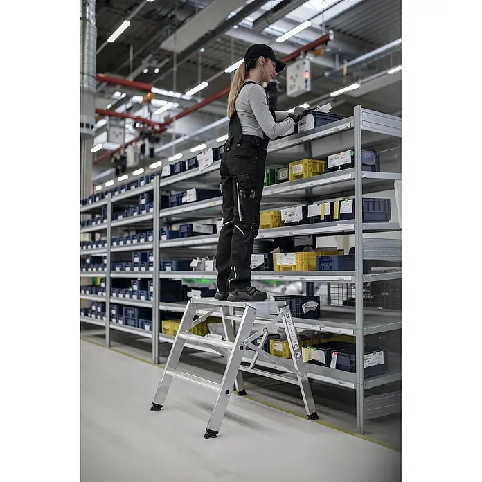 Klapppodest einseitig begehbar 2 Stufen nivello® Leiterschuhe Aluminium - 
