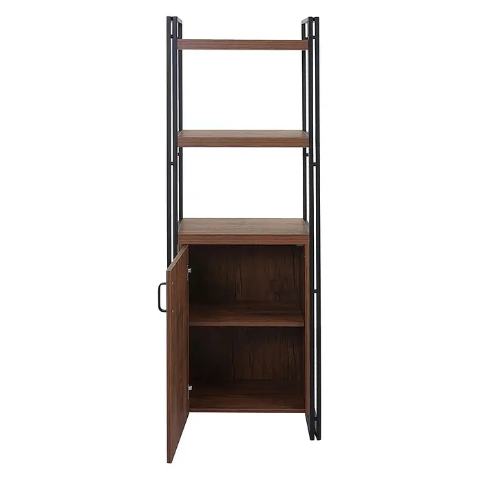 Bücherregal 165x55x35cm Staufach 3D-Struktur Wildeiche-Optik Standregal -  - Braunes Holz- und schwarzes Metall-Bücherregal mit offenen Fächern und einer geöffneten Schranktür unten.