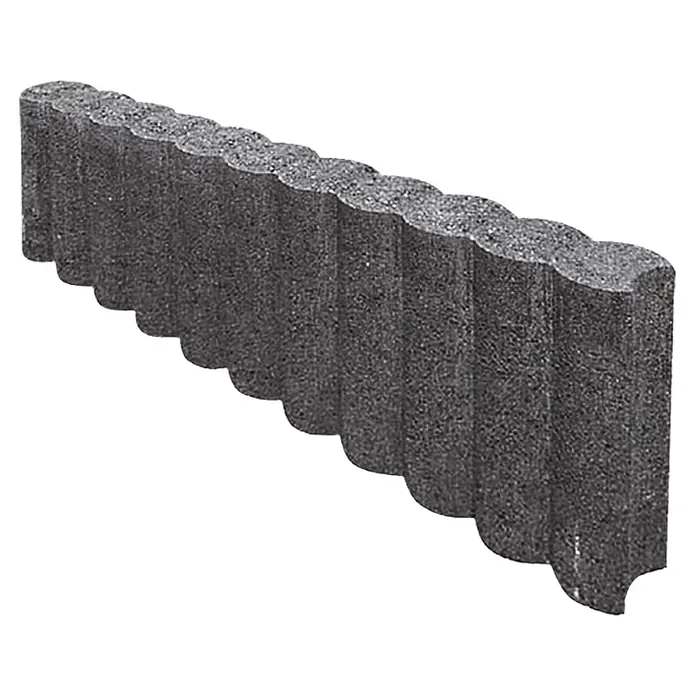 Christoph Palisaden-Randstein - Anthrazit, 50 x 6 x 15 cm, Beton - Detailaufnahme eines Beton-Beetzauns mit gewelltem Rand für den Garten, ideal zur Abgrenzung von Beeten.