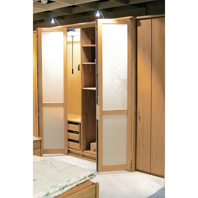 HBS Betz Herraje para puerta plegable - Largo: 120 cm - Amplio armario de madera con estantes, cajones y puertas correderas, ideal para dormitorios o vestidores. La veta natural de la madera añade calidez.