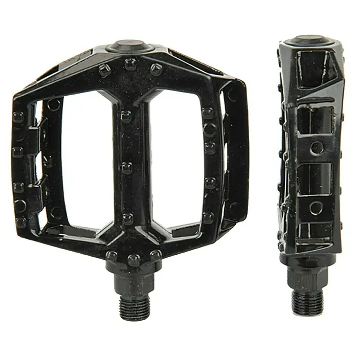 Fischer Fahrradpedal - Anti-Rutsch-Pins, Anzahl Paare: 1 Stk. - Schwarze Fahrradpedale im Detail gezeigt. Die Pedale haben eine robuste, offene Bauweise für sicheren Halt.