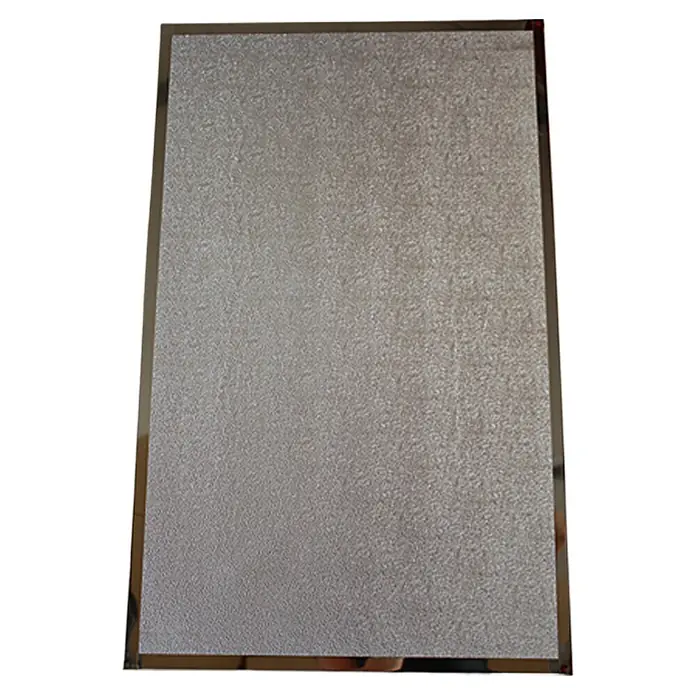 Hitzeschutzplatte - B x H: 50 x 80 cm, Aluminiumbeschichtet - Das Bild zeigt eine rechteckige, silberfarbene Kuchenform mit einem glänzenden Rand. Ideal für das Backen von Kuchen und Desserts.