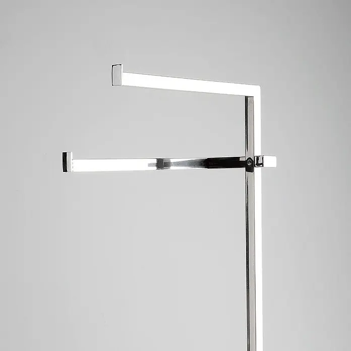 KV Zweiarmiger verchromter Badetuchhalter Standmodell -  - Glänzender Metall-Doppelhandtuchhalter im modernen, eckigen Design.
