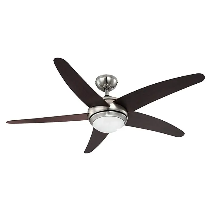 Globo Deckenventilator Fabiola - Wenge, 132 cm, 55 W - Deckenventilator mit fünf Flügeln und integrierter Lampe. Das Gehäuse ist aus gebürstetem Nickel, die Flügel sind dunkelbraun.