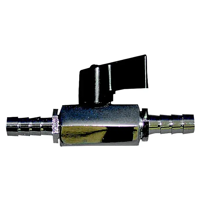 Treibstoffhahn - ¼″ - Ventil mit Hebel zur Durchflusskontrolle. Das Ventil ist aus Metall mit einem schwarzen Hebel und beidseitigen Schlauchanschlüssen.