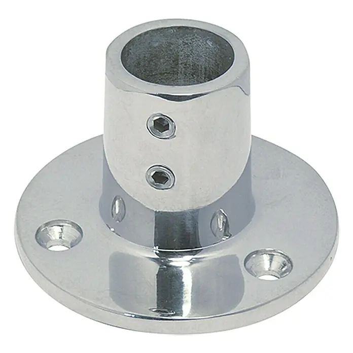 Relingfuß - Neigungswinkel: 90 °, Durchmesser: 25 mm, Edelstahl, A4 - Ein glänzender, runder Relingfuß aus Edelstahl mit Löchern und Schrauben zur sicheren Befestigung von Relingpfosten.