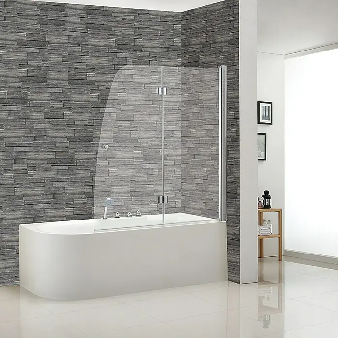 Mampara para bañera Klar - An x Al: 125 x 140 cm, 2 ud., Claro - Baño moderno con bañera y mampara de ducha de vidrio, que combina elementos de diseño brillantes y elegantes para una apariencia elegante.