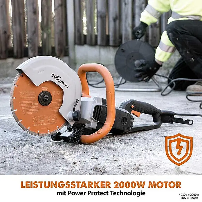 Evolution R255DCT Elektro-Betonsäge 255 mm mit Diamanttrennscheibe -  - Orange-schwarze Trennsäge mit Diamantscheibe auf Beton, im Hintergrund ein Arbeiter.
