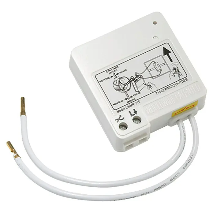 Intertechno Funk-Schaltermodul ITL-230 - 230 W, Reichweite ca.: 30 m - Nahaufnahme eines weißen Lichtschalters LWMR-210 mit Anschlussplan und Kabeln.
