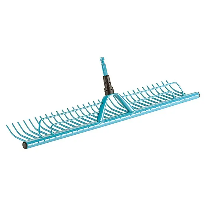 Gardena Combisystem Rasenrechen - Arbeitsbreite: 60 cm, Stahl - Abbildung eines blauen GARDENA Rechen mit verstellbaren Zinken zur Gartenarbeit, ideal zum Einebnen von Beeten und zur Bodenbearbeitung.