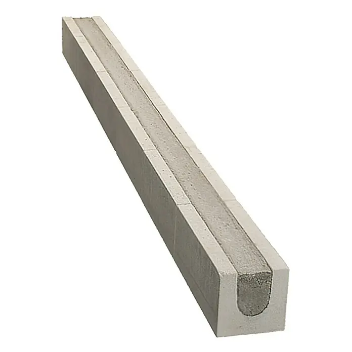 Kalksand-Sturz 2DF - 150 x 11,5 x 11,3 cm - Bild eines länglichen Betonelements mit einer U-förmigen Aussparung, das für Bau- oder Landschaftsgestaltungszwecke verwendet wird.