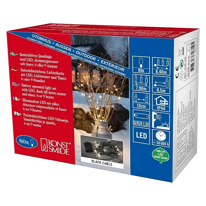 Konstsmide LED-Lichterkette - Außen, Lichtfarbe: Warmweiß, Anzahl Leuchtmittel: 80 Stk., Batteriebetrieben, Schwarz - Batteriebetriebene Outdoor-LED-Lichterkette mit warmweißen LEDs an schwarzem Kabel, auf Produktverpackung mit Lichtern in Vase.