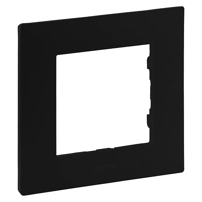Legrand Niloé Step Marco - Antracita, Modelo de mecanismos: x 1, Plástico, Instalar - Marco negro Legrand para una apariencia elegante y moderna. Ideal para cubrir interruptores y enchufes con un diseño elegante.