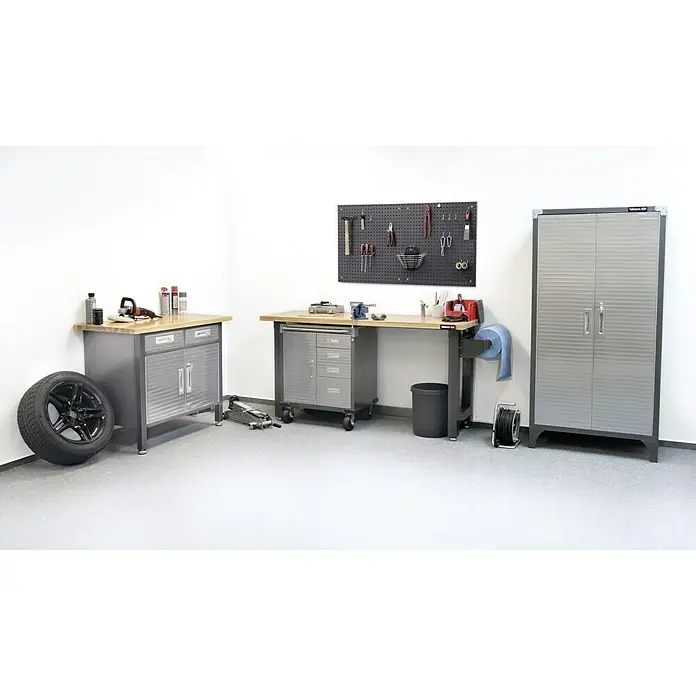 Wisent Werkbank - L x B: 182,5 x 63 cm, Arbeitshöhe: 96 cm, Belastbarkeit: 450 kg, Grau - Werkstatteinrichtung mit Werkbank, Werkzeugwand, Unterschrank und Rollschrank für die Garage.