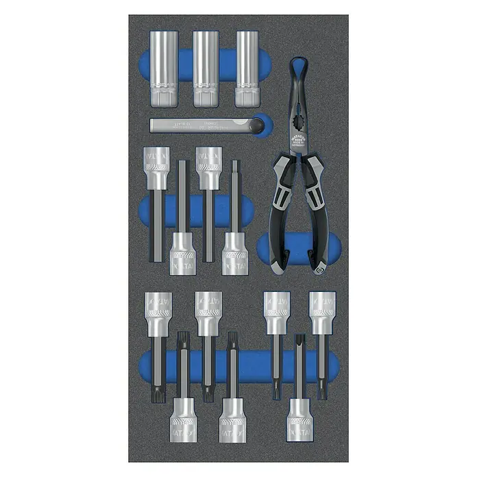 Matador Tool System Steckschlüssel-Set - Antriebsgröße: ½″, 16 -tlg. - Werkzeugsatz mit verschiedenen Schraubenschlüsseln, Steckschlüsseleinsätzen und einer Zange, ordentlich in einem grauen Schaumstoffkasten präsentiert.