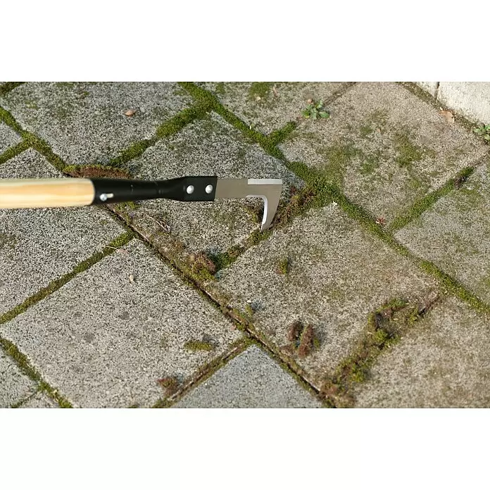 Gardol Fugenkratzer - 135 cm - Anwendungsbeispiel