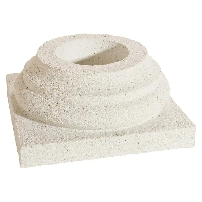 Base para techo o suelo Capitel Atenas - 40 x 40 cm - Una base de columna decorativa blanca hecha de material texturizado, ideal para jardín o detalle arquitectónico interior.