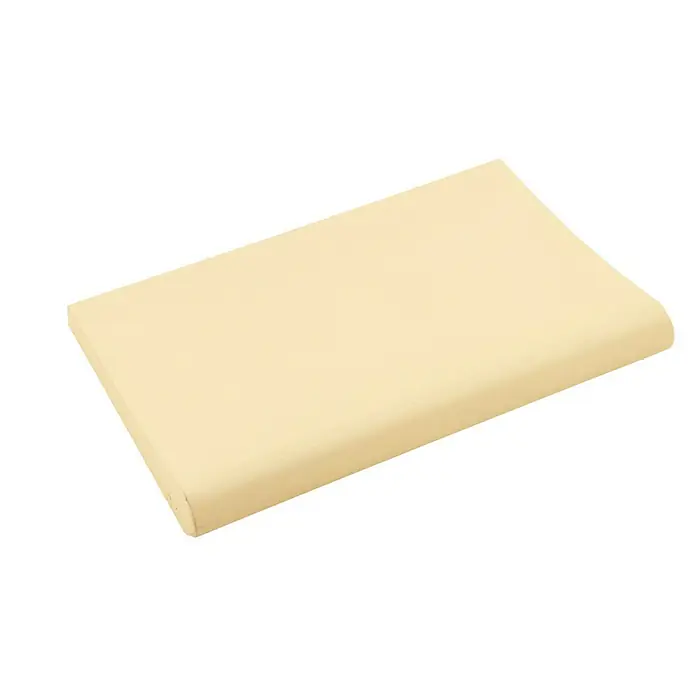 Pavimento remate Piscina - 50 x 34 cm, Crema - Primer plano de un cojín rectangular de espuma beige, ideal para comodidad y soporte. Perfecto para diversas aplicaciones.