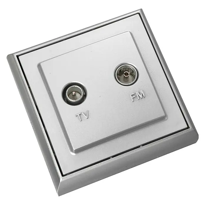 Fontini BF-25 Toma TV intermedia Monoblock - Aluminio, Plástico, Montaje en superficie - Primer plano de una toma de antena de TV y FM plateada con placa frontal rectangular, ideal para uso doméstico.