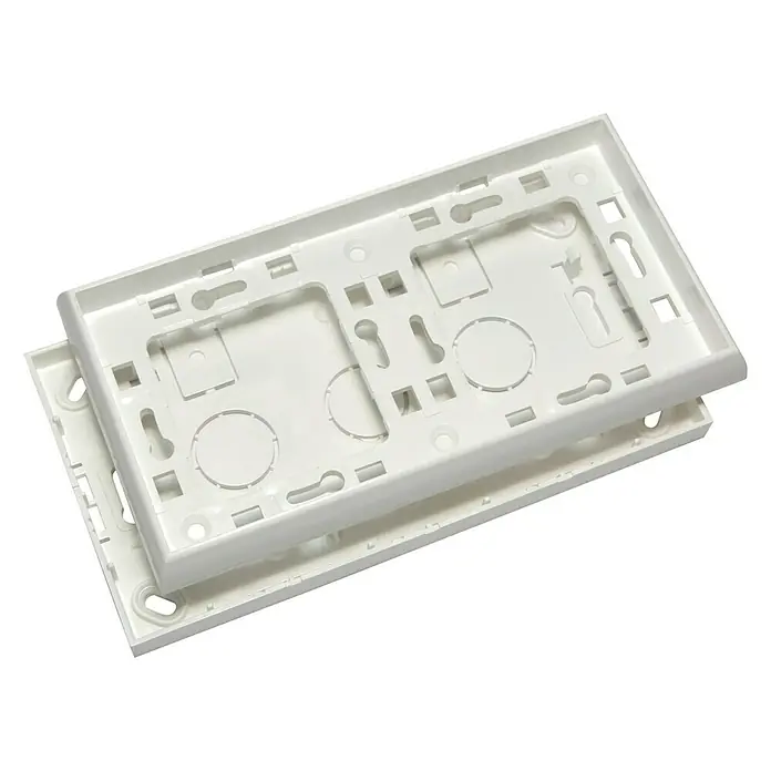 Fontini BF-25 Marco - Blanco, Modelo de mecanismos: x 2, Plástico, Colocar - Dos placas de montaje empotradas blancas para interruptores y enchufes, aptas para instalación en interiores.