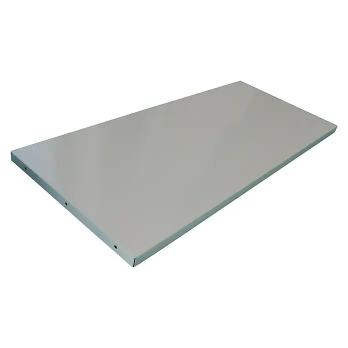 Regalboden - Passend für: Regalux Metallschränke - Ein graues Metallregal, ideal für Lagerung und Organisation in verschiedenen Umgebungen, mit vorgefertigten Löchern für einfache Montage.