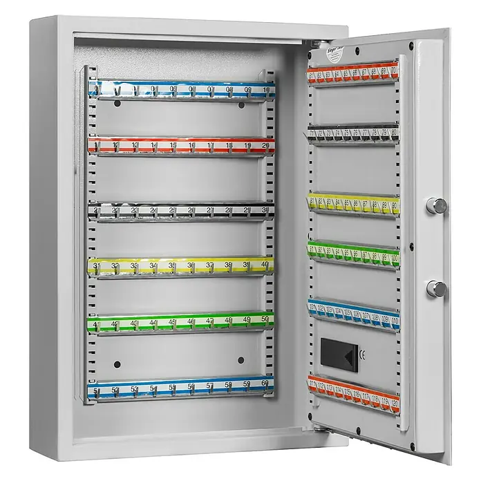 Format Schlüsselschrank SLE 120 - Elektronisches Zahlenschloss, L x B x H: 130 x 460 x 630 mm - Ein Tresor mit einem offenen Fach, das Schlüsselaufhänger mit bunten Markierungen und Zahlen von 1 bis 120 zeigt.
