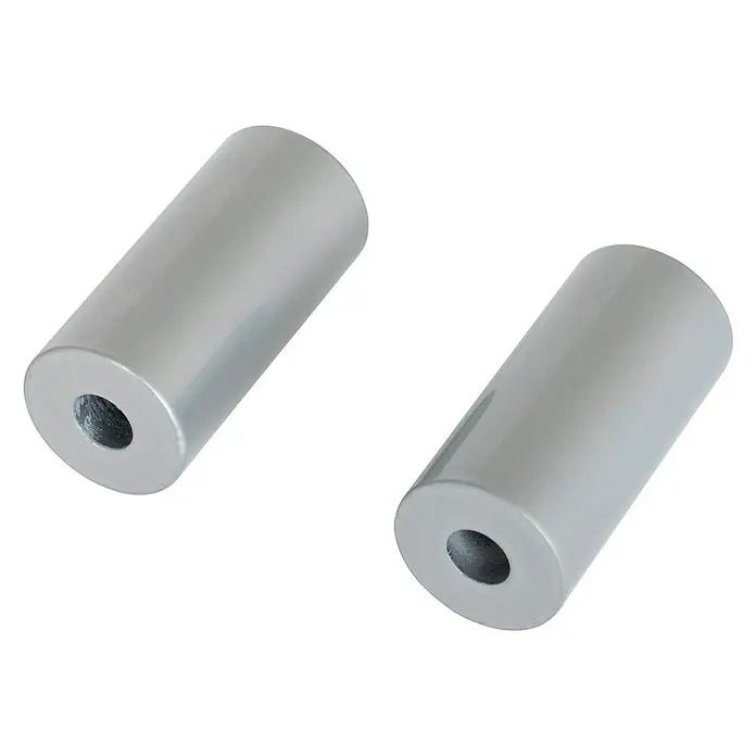 Espaciador lateral de poste Gris - 2 ud. - Dos pomos cilíndricos plateados con agujeros, ideales para muebles o cajones. El diseño sencillo se adapta a muchos estilos.