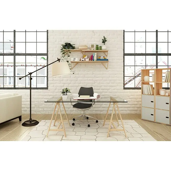 Astigarraga Holzbock Deco - Tragkraft: 400 kg, Höhe: 72 cm, Kiefer, Natur - Ein heller Arbeitsbereich mit einem stilvollen Schreibtisch mit Glasplatte und einem modernen Bürostuhl, der eine ruhige Arbeitsatmosphäre schafft.