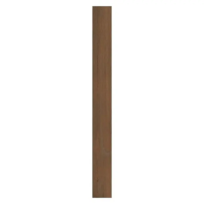 Indo Wandpaneel Barnwall Calabria - Shorea, 1.200 x 120 x 10 mm, 0,864 m² - Nahaufnahme einer einzelnen Holzlatte, die die natürliche Maserung und die erdige Farbpalette hervorhebt.