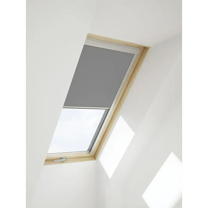 Verdunkelungsrollo DUA - Grau, 78 x 140 cm, Passend für: Dachfenster 78 x 140 cm von Solid Elements, VELUX®, FAKRO® - Dachfenster mit einem grauen Rollo für Verdunkelung, um das Tageslicht zu reduzieren und Privatsphäre zu gewährleisten.
