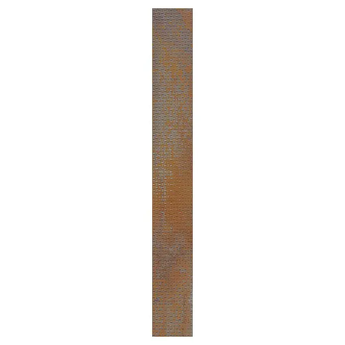 Bariperfil Panel de pared digital Factory - 260 x 32 cm - Una tira de metal oxidado y texturizado que presenta un patrón regular y signos distintivos de desgaste.
