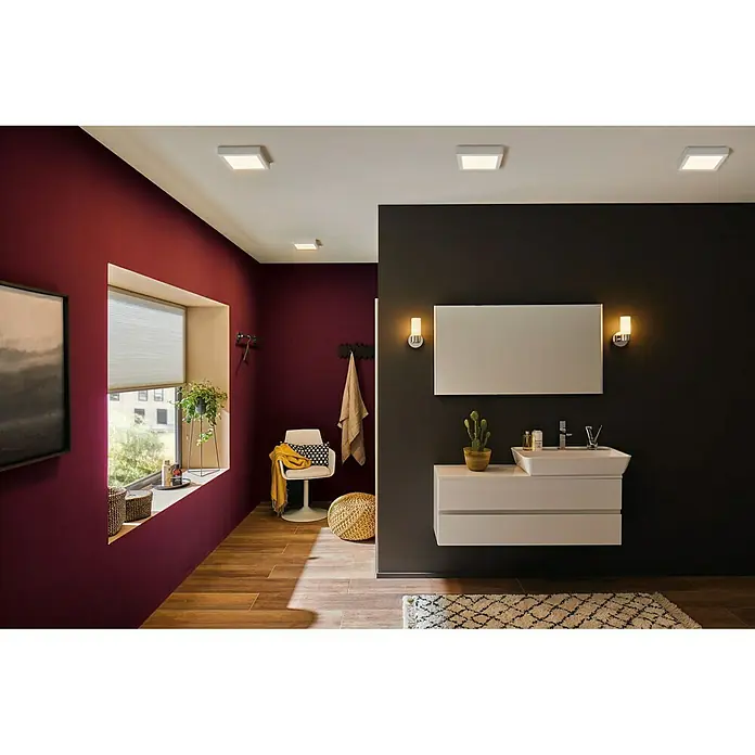 Paulmann LED-Deckenleuchte Lunar - 16 W, L x B x H: 30 x 30 x 3,8 cm, Weiß, Warmweiß - Das Bild zeigt eine moderne Badezimmerbeleuchtung mit quadratischen Deckenleuchten, die ein helles, gleichmäßiges Licht im Raum verteilen.