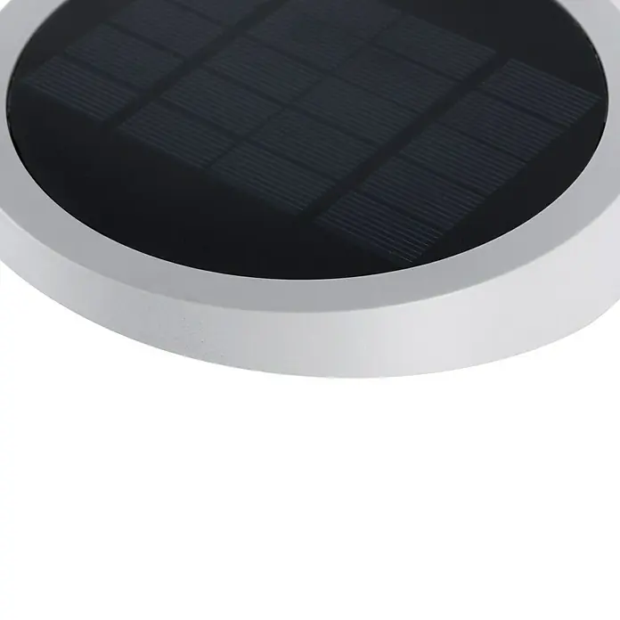 Paulmann Ryse Solar-Außenwandleuchte - 1,2 W, L x B x H: 14,7 x 15,4 x 4,1 mm, Weiß, IP44 - Nahaufnahme eines runden Solarlichts mit einem eleganten, weißen Rahmen und einer schwarzen Solarpanel-Oberfläche.