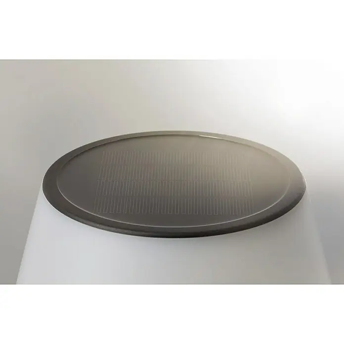 Paulmann Solar-Dekoleuchte Lillesol - 0,8 W, Edelstahl, IP44 - Nahaufnahme einer Solarleuchte mit einem Solarpaneel auf der Oberseite, ideal für energieeffiziente Außenbeleuchtung und nachhaltiges Design.