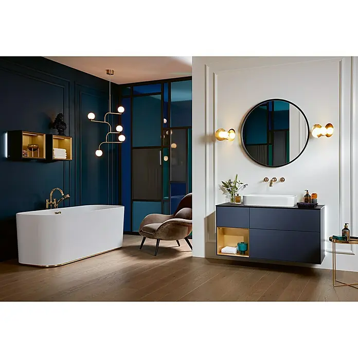 Villeroy & Boch Finion Aufsatzwaschbecken - 60 x 35 cm, Mit schmutzabweisender Glasur, Hahnloch: Ohne, Ohne Überlauf, Weiß - Luxuriöses Badezimmer mit freistehender Badewanne, Waschtisch mit Aufsatzwaschbecken und stilvoller Beleuchtung für ein elegantes Ambiente.