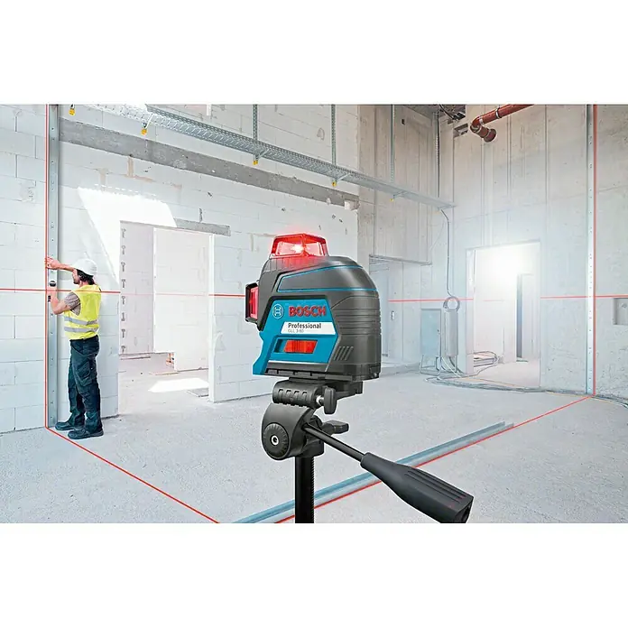 Bosch Professional Linienlaser GLL 3-80 Professional - Max. Arbeitsbereich: 30 m - Der Bosch Professional GLL 3-80 Linienlaser projiziert präzise rote Linien für exakte Ausrichtung bei Bauprojekten.