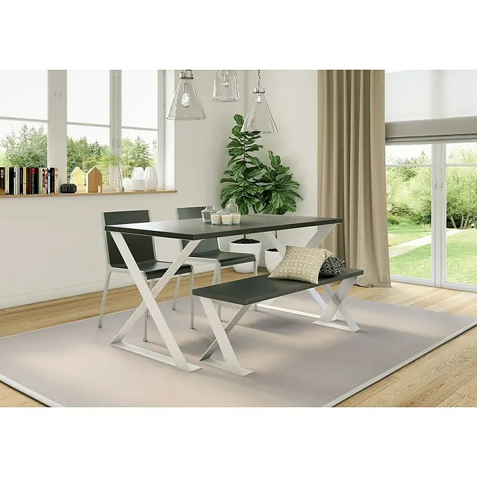 Pata para muebles Aspa - L x An x Al: 78 x 8,5 x 71 cm, Capacidad de carga: 150 kg, Acero, Blanco - Un juego de comedor moderno con una mesa oscura, sillas y un banco con patas blancas en forma de X sobre una alfombra clara.