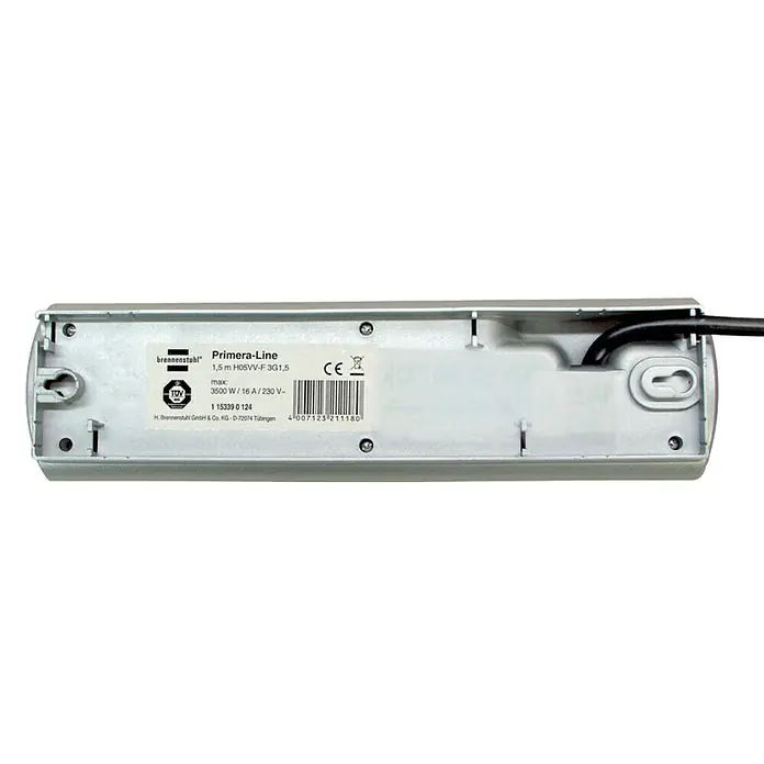 Brennenstuhl Primera-Line Base de enchufe múltiple - Plateado, Longitud del cable: 2 m, IP20, Con interruptor - Primer plano de una regleta Brennenstuhl Primera-Line, ideal para un uso flexible en el hogar o la oficina.