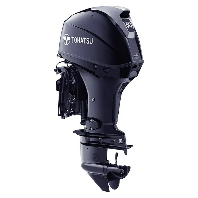 Tohatsu Außenbordmotor MFS 50 AETL - 36,8 kW, Fernsteuerung, Langschaft, Elektrostart - Dieses Bild zeigt einen Tohatsu 50 PS Außenbordmotor. Er ist in einem eleganten Schwarz gehalten und mit einem Propeller ausgestattet.