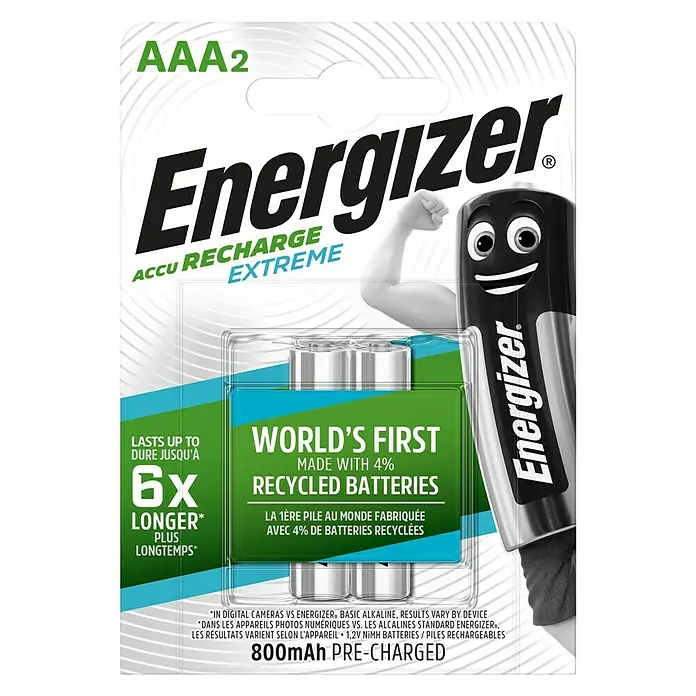 Energizer Akku Rechargeable Extreme Micro AAA - 800 mAh, 2 Stk., Micro AAA - Packung mit zwei Energizer AAA Akkus, die aus 4% recycelten Materialien hergestellt wurden und länger halten.