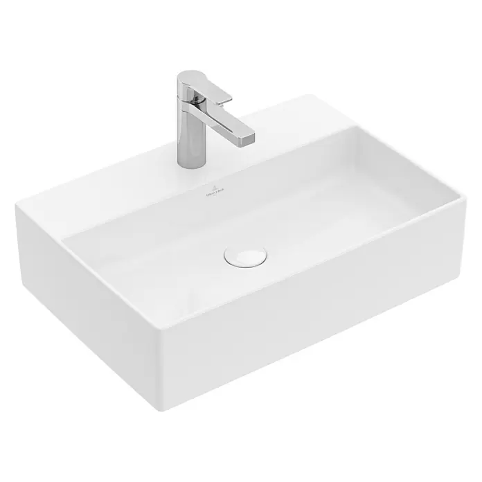 Villeroy & Boch Memento 2.0 Aufsatzwaschbecken - 50 x 42 cm, Ohne Spezialglasur, Hahnloch: Mitte, Ohne Überlauf, Weiß - Das Bild zeigt ein modernes, rechteckiges Waschbecken mit einer glänzenden Armatur, perfekt für ein stilvolles Badezimmer.