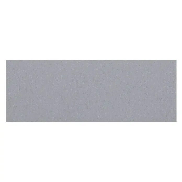 Maderas Daganzo Canto de PVC Blister - Aluminio - Muestra de material rectangular gris con una superficie ligeramente texturizada, ideal para diseño y presentaciones.