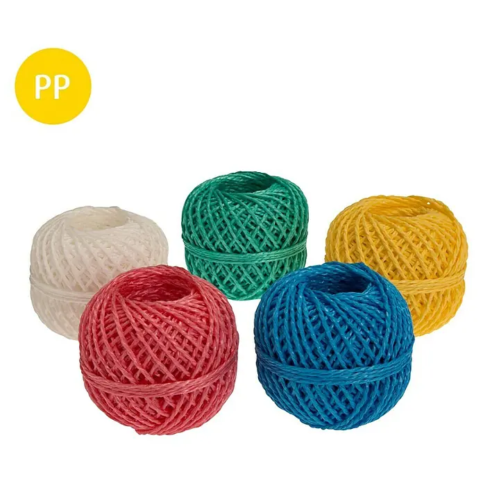 Stabilit Bindfaden - Ø x L: 1,5 mm x 40 m, Polypropylen - Fünf bunte PP-Bindfäden-Spulen in Weiß, Rot, Grün, Blau und Gelb, die ein lebendiges und vielfältiges Bastelmaterial darstellen.