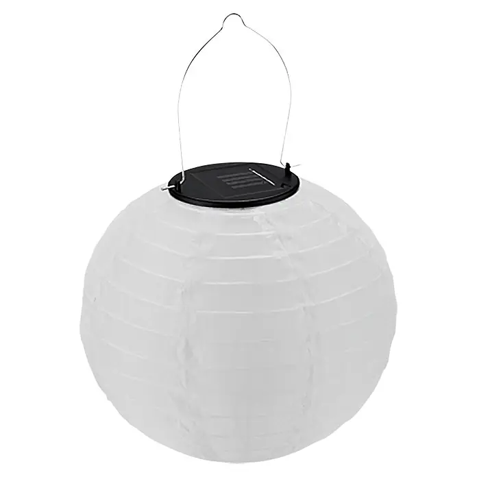 BAUHAUS Solar-Hängeleuchte Lampion - 0,06 W, Weiß, IP44, Durchmesser: 20 cm - Nahaufnahme einer runden, weißen Papierlaterne mit Solarpanel und Metallaufhänger.