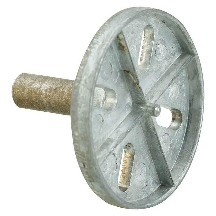 Proxxon Micromot Torno para madera DB 250 - 1.000 r.p.m. - 5.000 r.p.m. - Primer plano de un portabobinas plateado con orificios unidos a un cilindro marrón.
