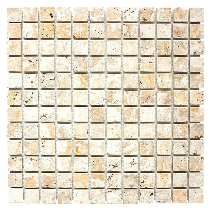 Mosaikfliese Quadrat XNT 51023 - 30,5 x 30,5 cm, Gold, Matt - Nahaufnahme eines quadratischen Mosaiks aus hellbeigen Natursteinen, die ein rustikales und elegantes Erscheinungsbild verleihen.